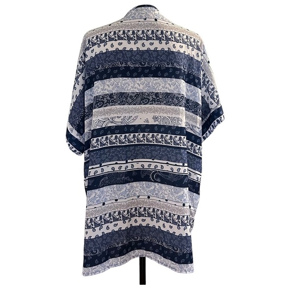 ✨NEW Christopher & Banks Cardigan✨ - Picture 6 of 10
